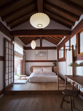 Hanok Nuile Stay - Near Gyeongbokgung Palace